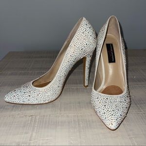 Gorgeous White Rhinestone Pumps